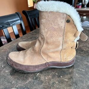 North Face boots